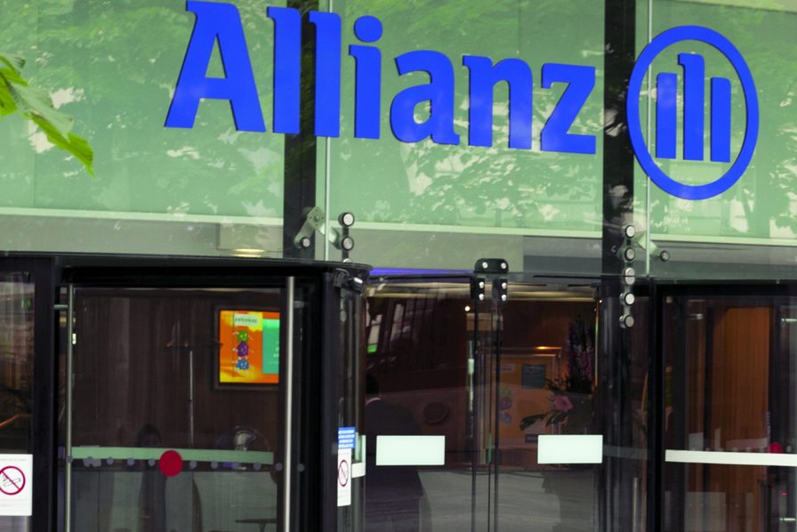 découvrez les détails du rachat d'eurofil par allianz, une opération stratégique qui renforce la position du leader dans le secteur de l'assurance. analyse des implications et des avantages pour les clients dans ce contexte de consolidation.