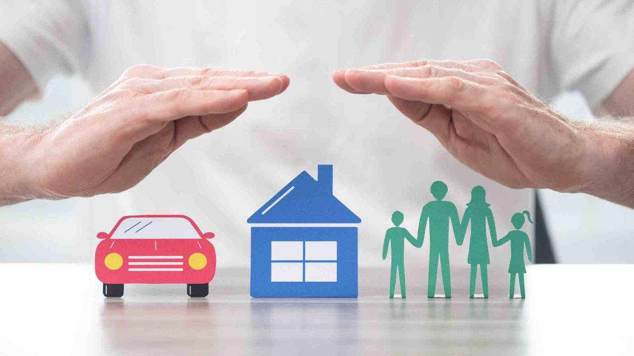 protégez votre maison à moussons avec notre assurance habitation. bénéficiez d'une couverture complète contre les sinistres, vols, incendies et dégâts des eaux. devis gratuit et personnalisable selon vos besoins.