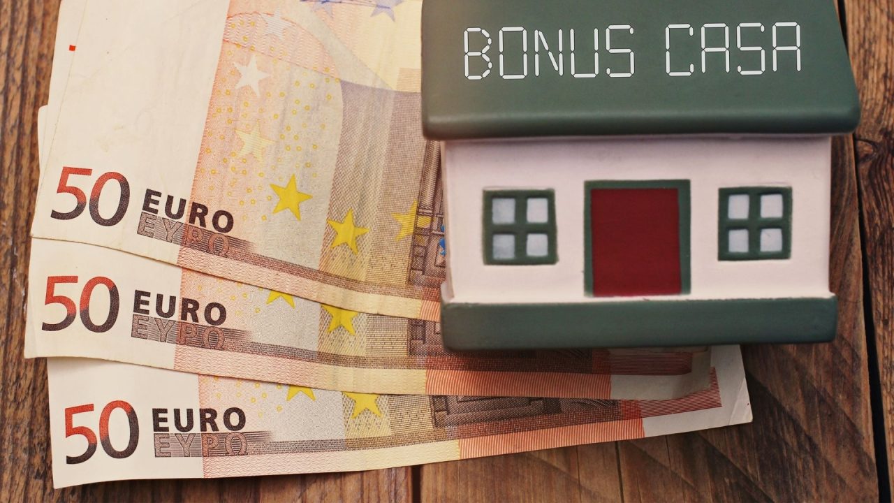 découvrez tout sur la réouverture des quotas maprimerénov' : conditions, nouveautés 2024 et démarches pour bénéficier de l’aide à la rénovation énergétique. ne manquez pas les dernières informations !