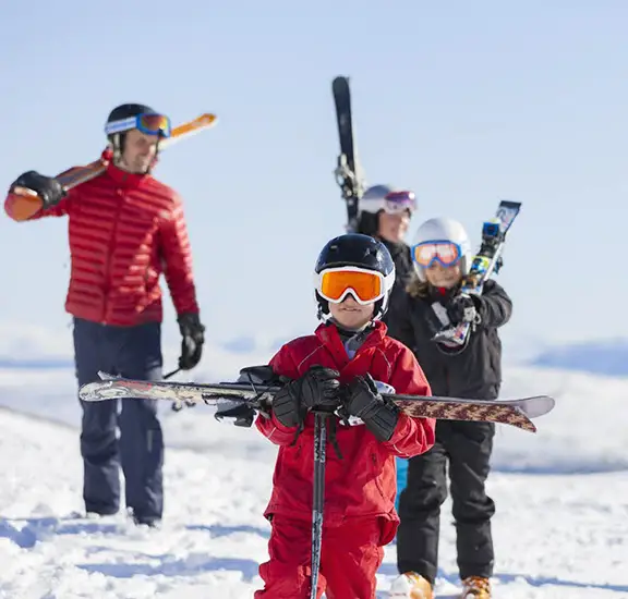 assurance carte et habitation pour une protection optimale en cas d'accident de ski. couvrez vos biens et bénéficiez d’une assistance rapide lors de vos vacances à la montagne.